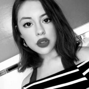 Meet your Posher, Julissa